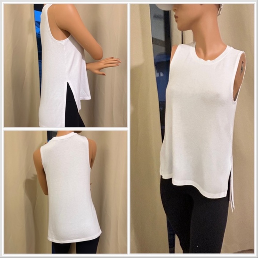 Beyond yoga low High Side Cut top XS gorgeous white